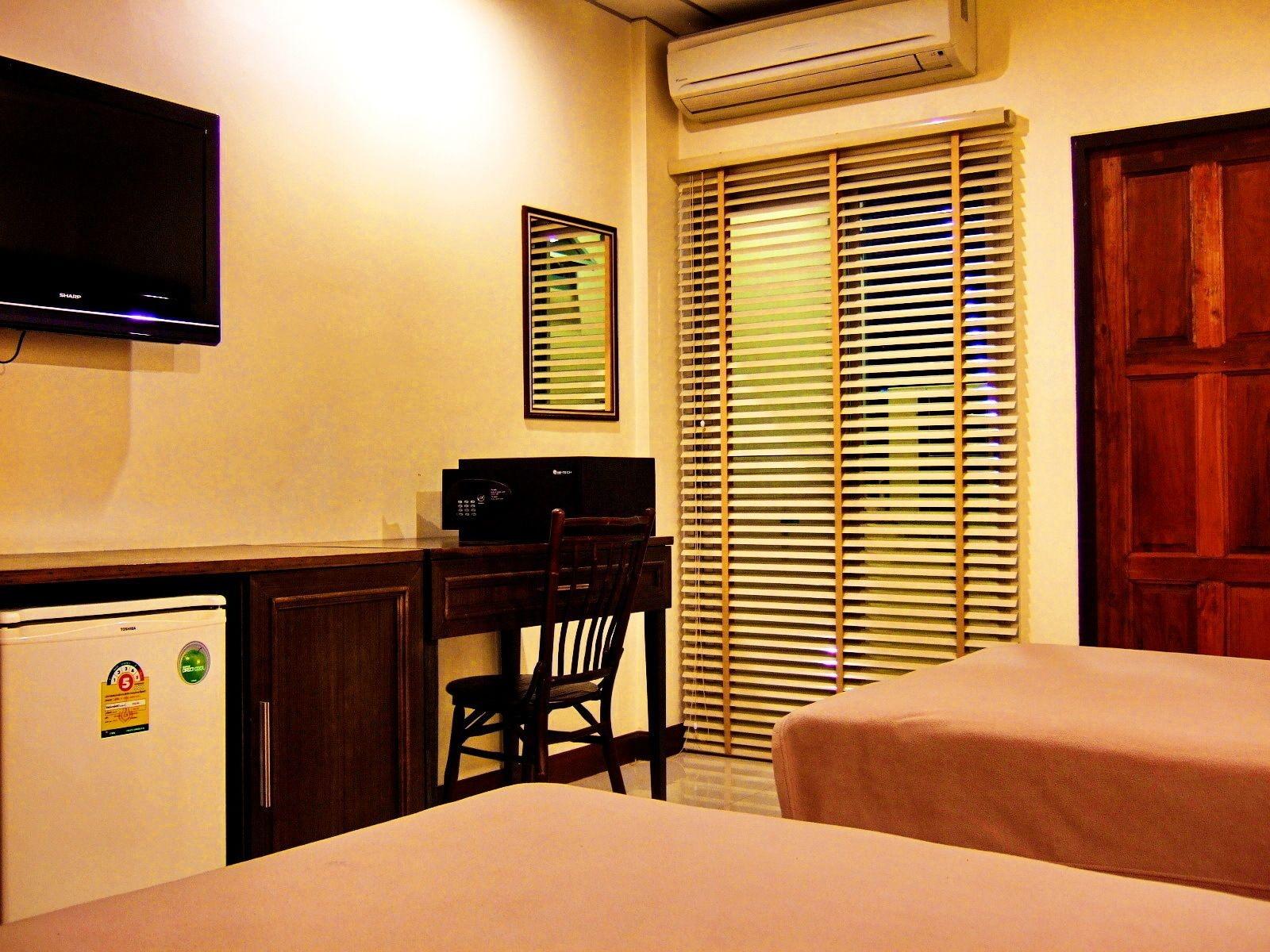 Lodge 61 Hotel Бангкок Экстерьер фото